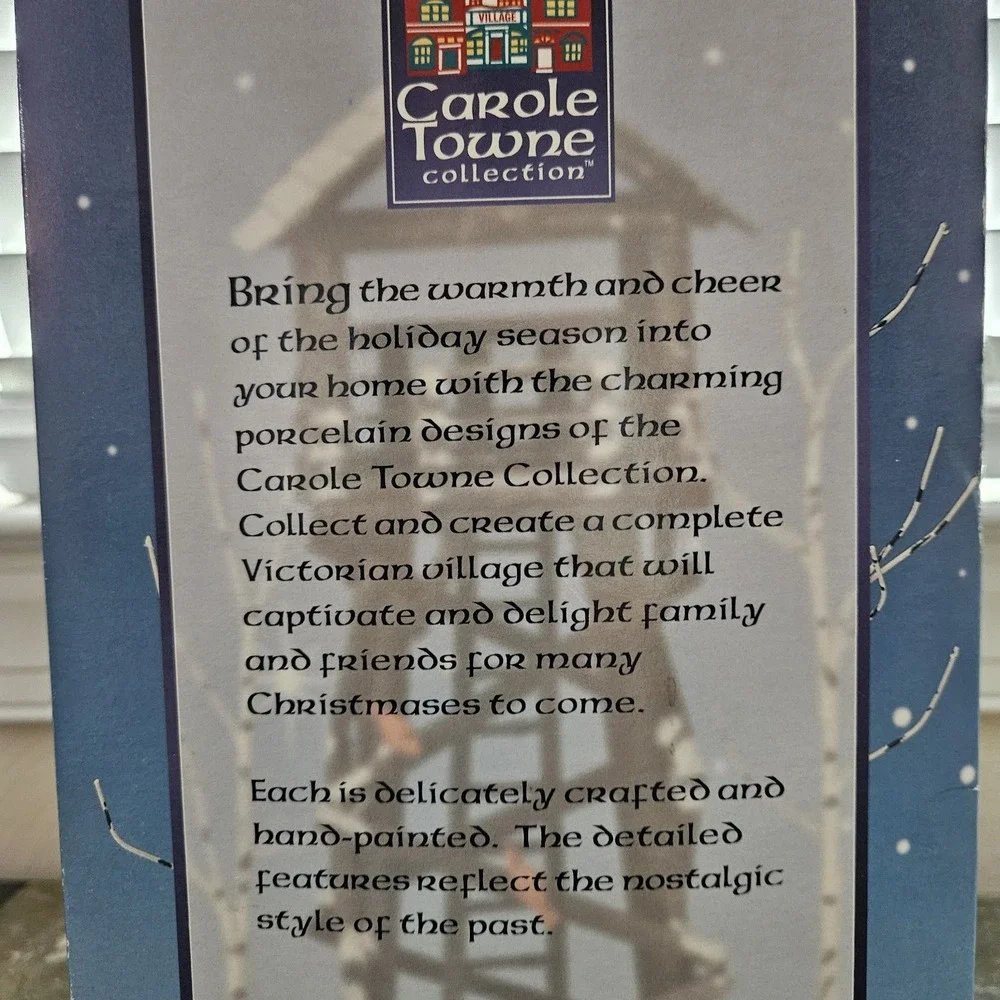 Carole Towne woodland lookout